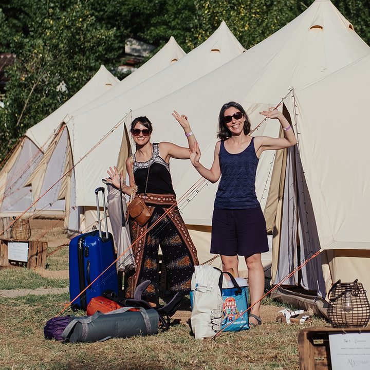 Arrivée au camp de tipis du festival