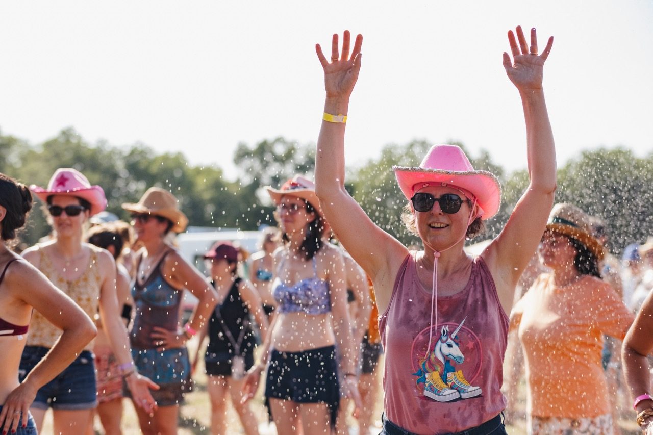 Foule de mamans au Festival Courage 2026